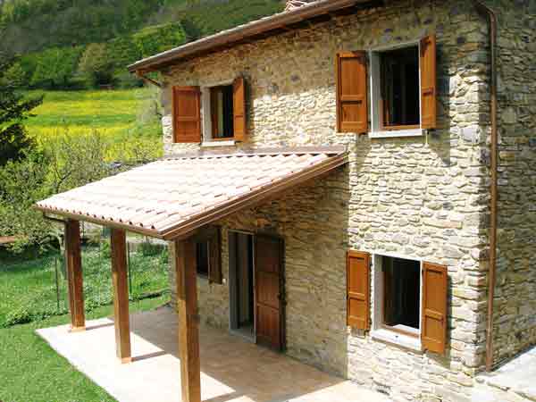 La Casetta, a house to rent in Lunigiana, Tuscany